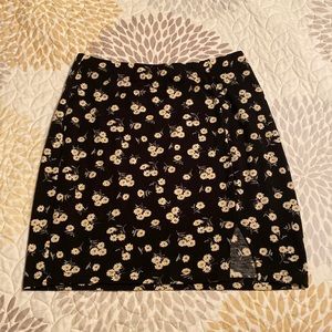 Allover Floral Print Split Hem Skirt